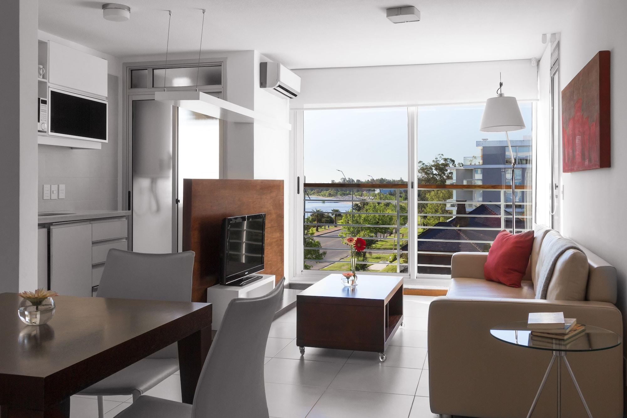 Real Colonia & Hotel 4*
